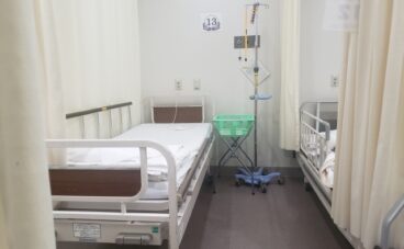 病院　病室　画像